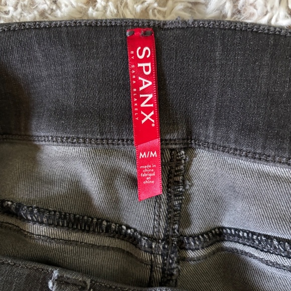 Spanx Gray Distressed Denim Jean Legging Jegging Size Medium - Picture 7 of 7
